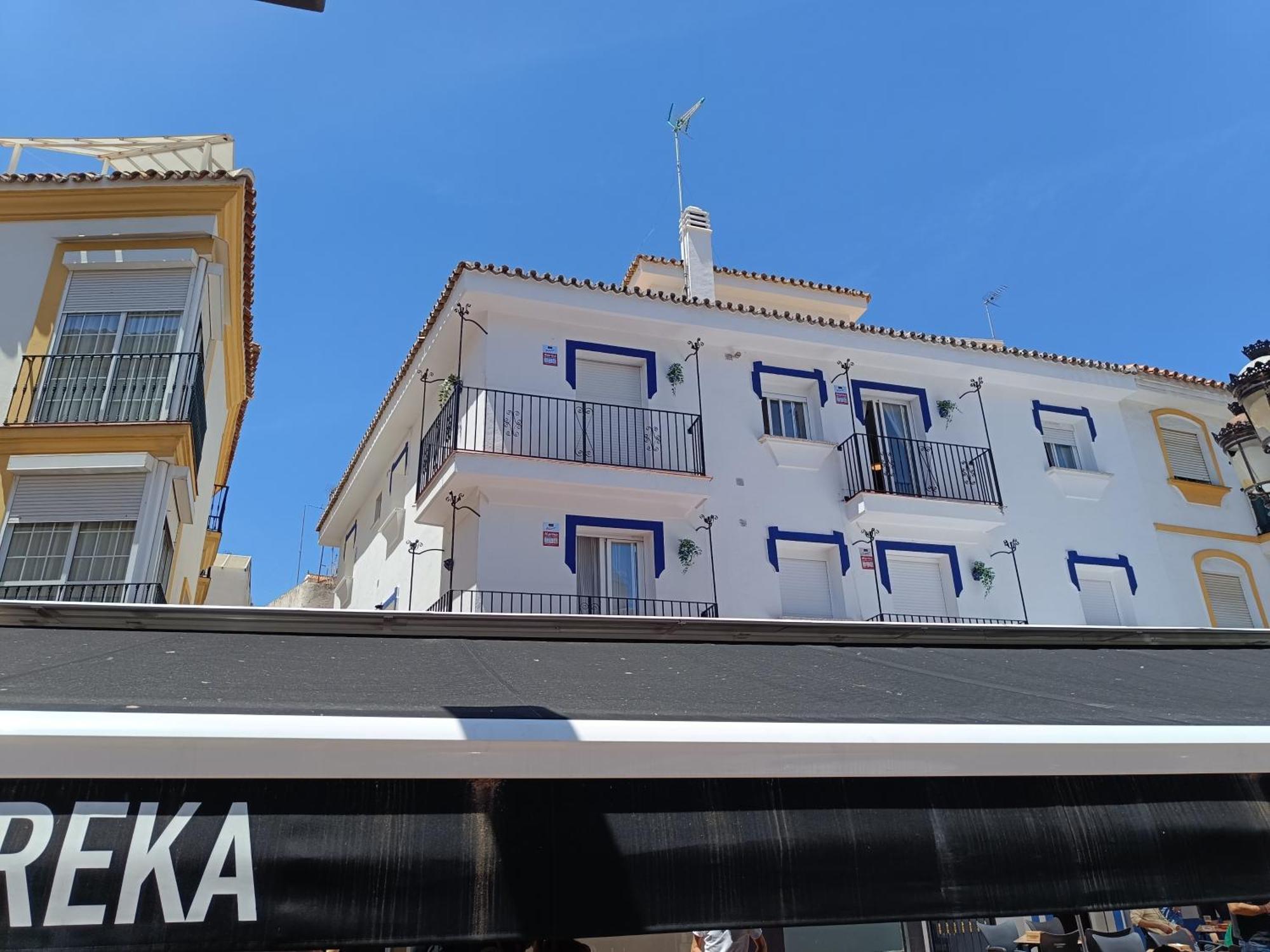Alegre Apto. En Casco Historico Марбеля Екстериор снимка